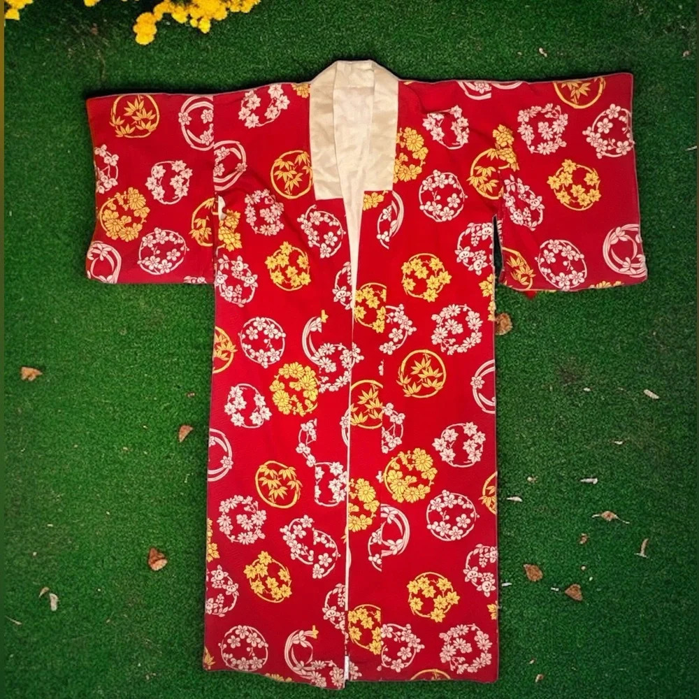Antique 1940s Japanese Silk Haori Jacket Red Floral Mon Print